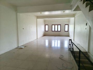 Disewakan Ruko Komplek Cemara Asri (Bundaran) Jalan Boulevard Raya sederetan Mixue