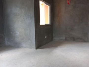 DUPLEX W/ GARAGE TOWNHOUSE IN SARIAYA QUEZON