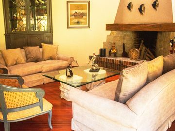 HERMOSA RESIDENCIA EN VENTA LA PRADERA