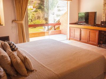 HERMOSA RESIDENCIA EN VENTA LA PRADERA