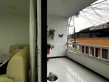 🟧SE VENDE O SE PERMUTA POR UNA CASA EN MEDELLÍN - Apartamento segundo piso santa Teresita Dosquebradas remodelado