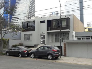 * SAN ISIDRO. EXCELENTE OPORTUNIDAD PARA PROYECTO DE VIVIENDA O INVERSIÓN *