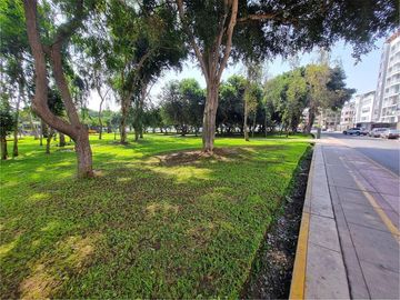 VENTA de DPTOS. en SAN BORJA - De  ESTRENO frente a parque