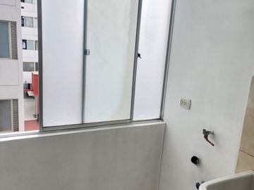 OCASIÓN MODERNO DEPARTAMENTO 3 DORMITORIOS - VISTA INTERNA -  PISO 3 - 2 BAÑOS - ZONA PARRILLAS - JUEGOS NIÑOS - CENTRICA UBICACIÓN - PRECIO EN SOLES