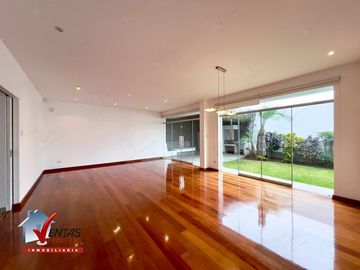 VENTA CASA EN CONDOMINIO URB. EL SOL DE LA MOLINA