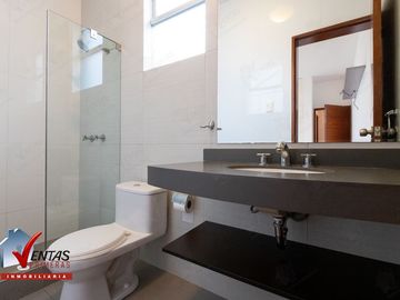 VENTA CASA EN CONDOMINIO URB. EL SOL DE LA MOLINA