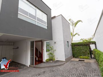 VENTA CASA EN CONDOMINIO URB. EL SOL DE LA MOLINA