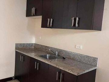 1 BEDROOM RENT TO OWN CONDO IN MAKATI SAN LORENZO PLACE PET FRIENDLY NEAR AIRPORT PASAY MOA