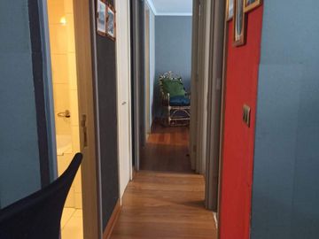 DEPARTAMENTO EN BARRIO REPUBLICA, A 2 CUDRAS E METRO TOESCA. 3 DORM, 2 BAÑOS.
