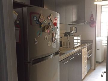 DEPARTAMENTO EN BARRIO REPUBLICA, A 2 CUDRAS E METRO TOESCA. 3 DORM, 2 BAÑOS.