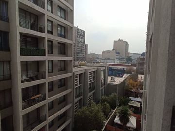 DEPARTAMENTO EN BARRIO REPUBLICA, A 2 CUDRAS E METRO TOESCA. 3 DORM, 2 BAÑOS.