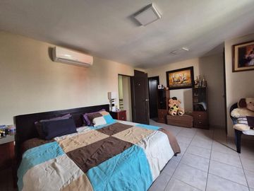 VENTA DE CASA EN URB. MILÁN, ETAPA ALTA GRACIA MODELO FIORELLA Vía Salitre
