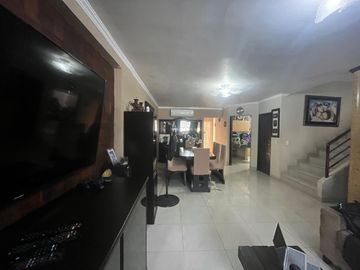 VENTA DE CASA EN URB. MILÁN, ETAPA ALTA GRACIA MODELO FIORELLA Vía Salitre