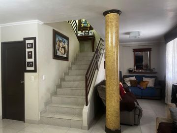 VENTA DE CASA EN URB. MILÁN, ETAPA ALTA GRACIA MODELO FIORELLA Vía Salitre
