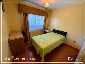 Vendo Amplia Casa, 5 Dormitorios, Sector Lomas De San Andrés