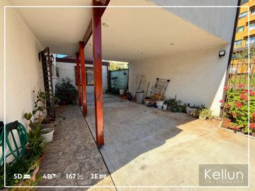 Vendo Amplia Casa, 5 Dormitorios, Sector Lomas De San Andrés