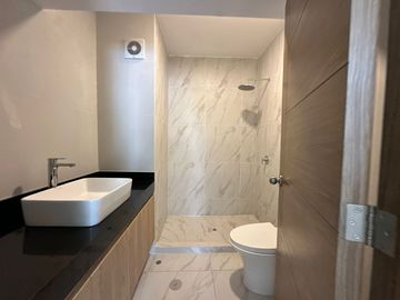 Moderno Y Lujoso Dúplex En Zona Residencial Con Vista A Parque En Surco