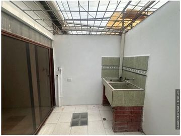 VENDO CASA EN VILLA DEL PRADO