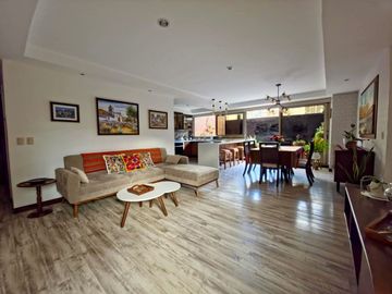 🏙️En Venta Departamento de Lujo de 3 Dormitorios cerca de la Primero de Mayo y Av. 12 de Octubre🏢