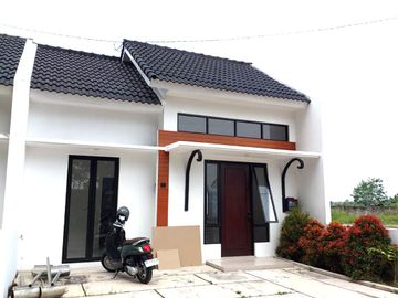 Rumah Baru Siap Huni di Taman Ayom Sedayu
