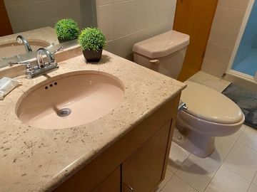 HERMOSO DEPARTAMENTO AMUEBLADO Y EQUIPADO