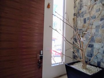 MARAVILLOSA RESIDENCIA EN VENTA EN EXCLUSIVO CONDOMINIO EN LA PARTE BAJA DE SAN JERÓNIMO