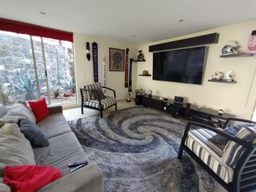 MARAVILLOSA RESIDENCIA EN VENTA EN EXCLUSIVO CONDOMINIO EN LA PARTE BAJA DE SAN JERÓNIMO