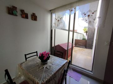 MARAVILLOSA RESIDENCIA EN VENTA EN EXCLUSIVO CONDOMINIO EN LA PARTE BAJA DE SAN JERÓNIMO