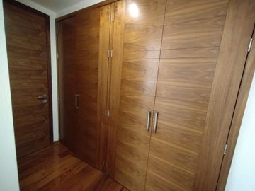 MARAVILLOSA RESIDENCIA EN VENTA EN EXCLUSIVO CONDOMINIO EN LA PARTE BAJA DE SAN JERÓNIMO