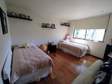 MARAVILLOSA RESIDENCIA EN VENTA EN EXCLUSIVO CONDOMINIO EN LA PARTE BAJA DE SAN JERÓNIMO