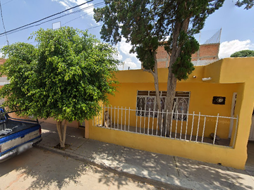 NO CREDITOS CASA EN VENTA BERCELONA 145 COLONIA  LA ESPAÑA AGUASCALIENTES