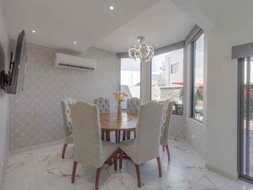 Colonia Centenario - Casa en Venta