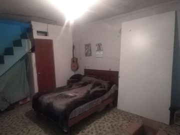 CASA EN VENTA EN JOAQUÍN AMARO, GUADALAJARA