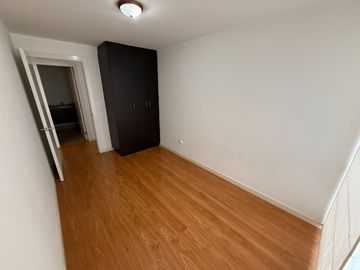 Dpto de 2 Dormitorios en Venta (Platinum Plaza) 2 parqueos+1 bodega