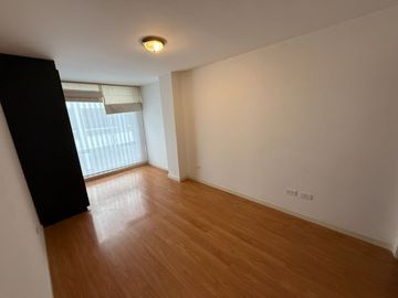 Dpto de 2 Dormitorios en Venta (Platinum Plaza) 2 parqueos+1 bodega