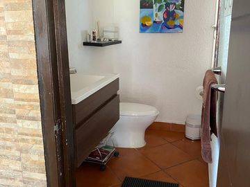 En VENTA condominio remodelado zona poniente de Cuernavaca, Morelos.