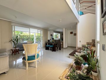 Vendo casa al sur de Cali en El Castillo