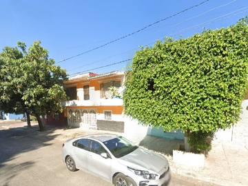 Casa en Venta Oblatos Poniente Guadalajara Jalisco Adjudicada