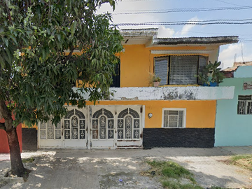 Casa en Venta Oblatos Poniente Guadalajara Jalisco Adjudicada