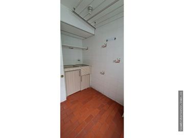 VENDO APARTAMENTO EN CAÑAVERALES 4 PISO