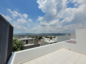 Casa en venta cumbres de lago, roof garden, abajo de valor catastral