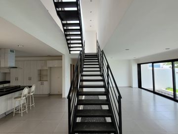 Casa en venta cumbres de lago, roof garden, abajo de valor catastral