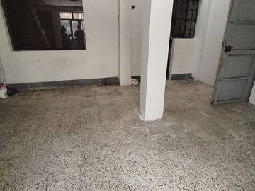 ¡OPORTUNIDAD ÚNICA EN SAN JUAN DE MIRAFLORES! VENTA CASA COMO TERRENO