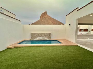 SE VENDE CASA EN MIRADOR RESIDENCIAL, SAN CARLOS