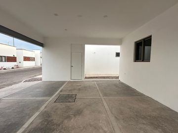SE VENDE CASA EN MIRADOR RESIDENCIAL, SAN CARLOS
