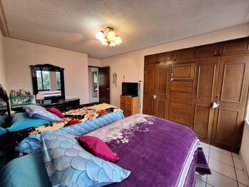 CASA EN VENTA EN SATELITE