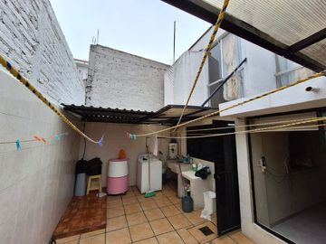 CASA EN VENTA EN SATELITE