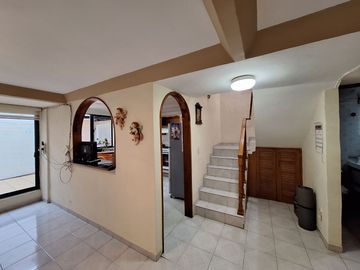 CASA EN VENTA EN SATELITE