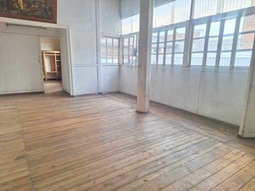EN VENTA, AMPLIA PROPIEDAD EN EL CENTRO HISTÓRICO, GRAN POTENCIAL.