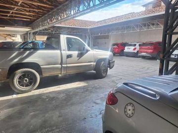 EN VENTA, AMPLIA PROPIEDAD EN EL CENTRO HISTÓRICO, GRAN POTENCIAL.